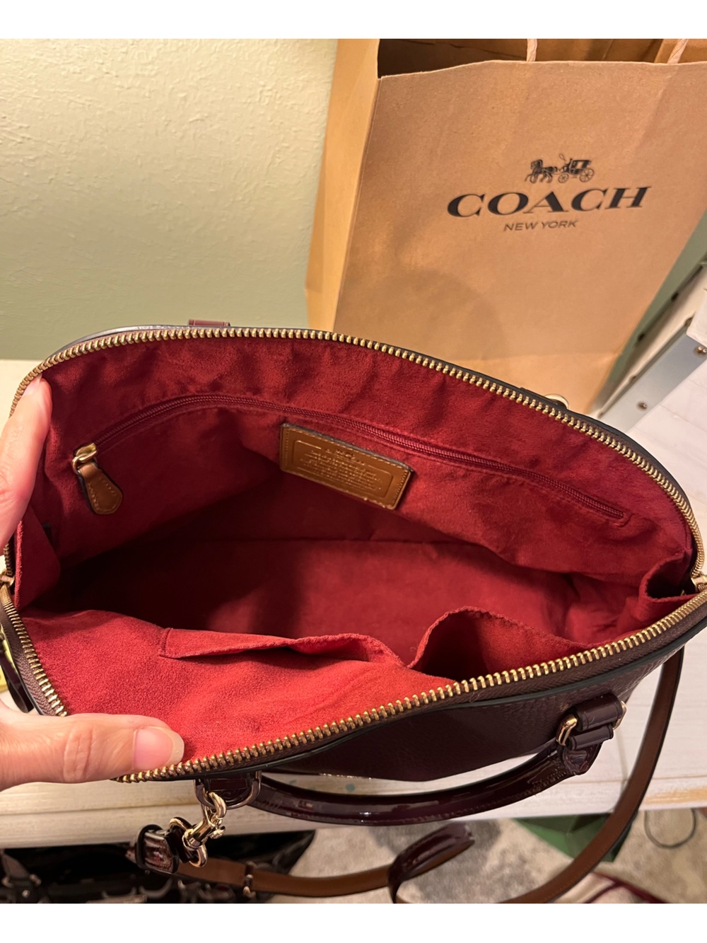Coach Sierra Satchel Pebbled and Patent Leather in Oxblood Excellent Condition - Picture 9 of 12